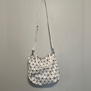 Geometric White Shoulder Bag